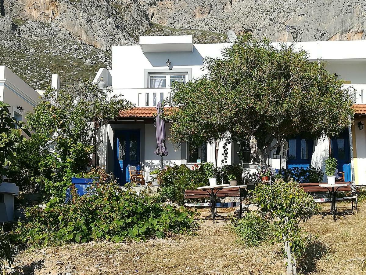 Sylvia'S Houses Skalia ภายนอก รูปภาพ